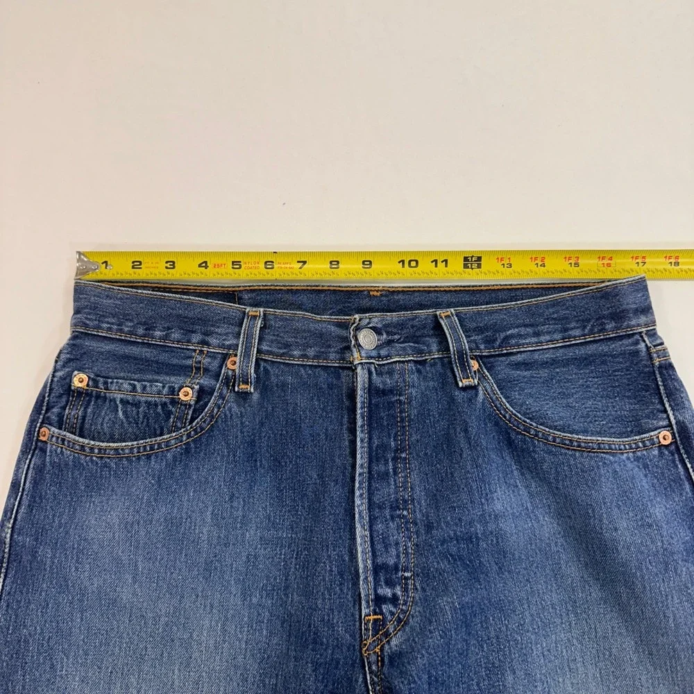 Levi's 501 Straight Leg Jeans Mens 34x34 Medium Wash Button Fly | Heritage Denim